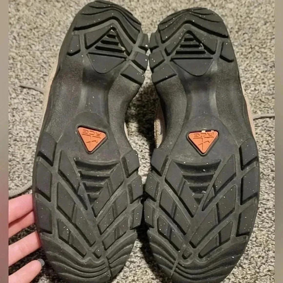 VTG Nike ACG Regrind Hiking Sneaker, Womens Size 8 - Picture 8 of 9